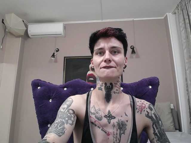 KennysXX live cam on BongaCams