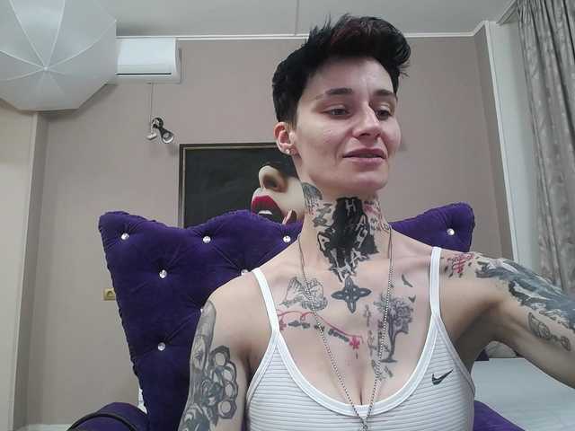 KennysXX live cam on BongaCams