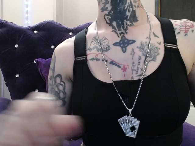 KennysXX, en vivo ahora en BongaCams