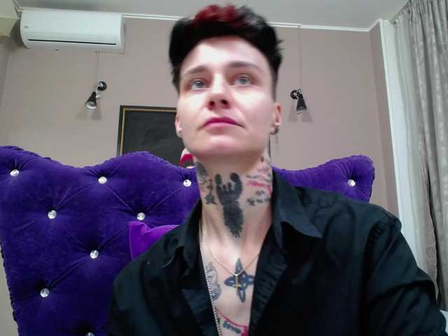 KennysXX live cam on BongaCams