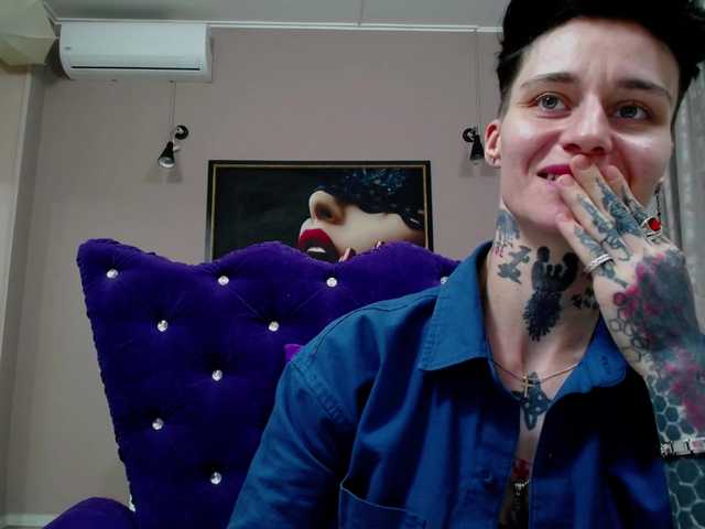 KennysXX live cam on BongaCams