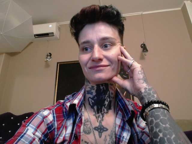KennysXX live cam on BongaCams
