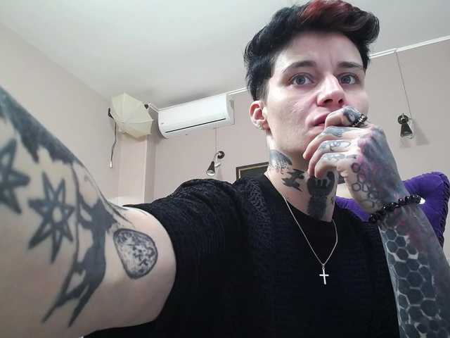 KennysXX live cam on BongaCams