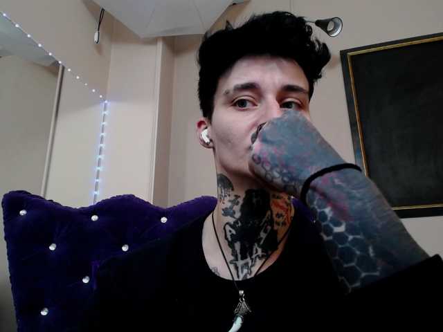 KennysXX live cam on BongaCams