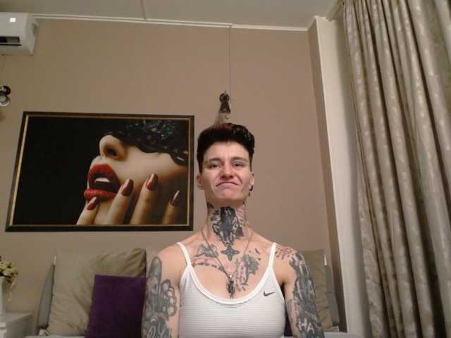 KennysXX live cam on BongaCams