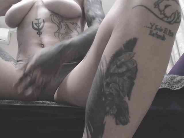KennysXX Live Webcam on BongaCams