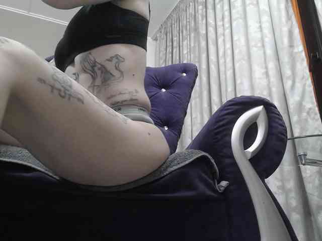 KennysXX Live Webcam on BongaCams