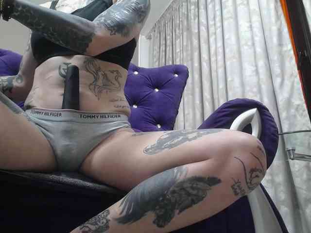 KennysXX Live Webcam on BongaCams