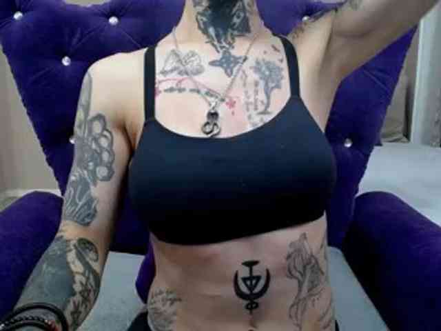 Modella: KennysXX