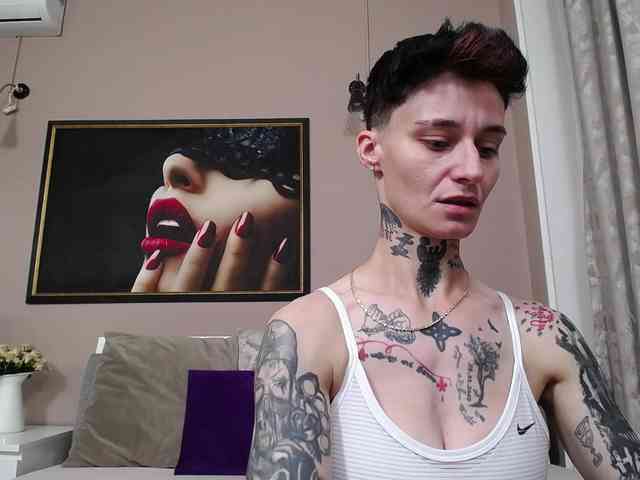 KennysXX Live Webcam on BongaCams