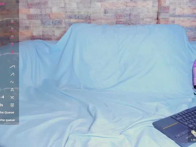 BrizzaH033 live cam on BongaCams