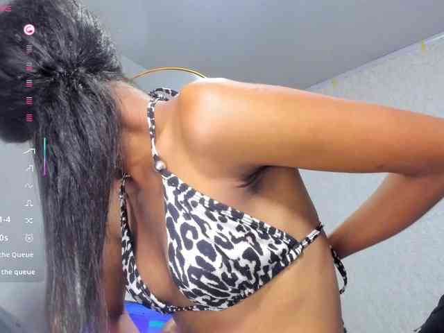 BrizzaH033 webcam