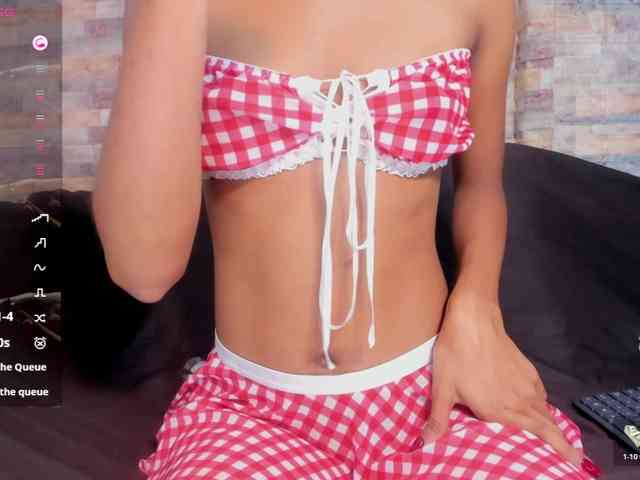 BrizzaH033 webcam