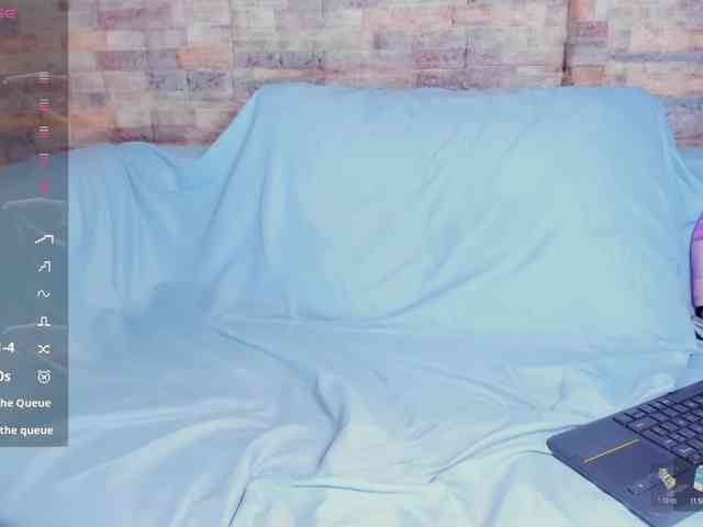 BrizzaH033 webcam