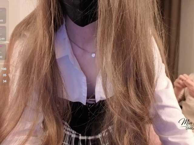Mia69Mason live cam on BongaCams