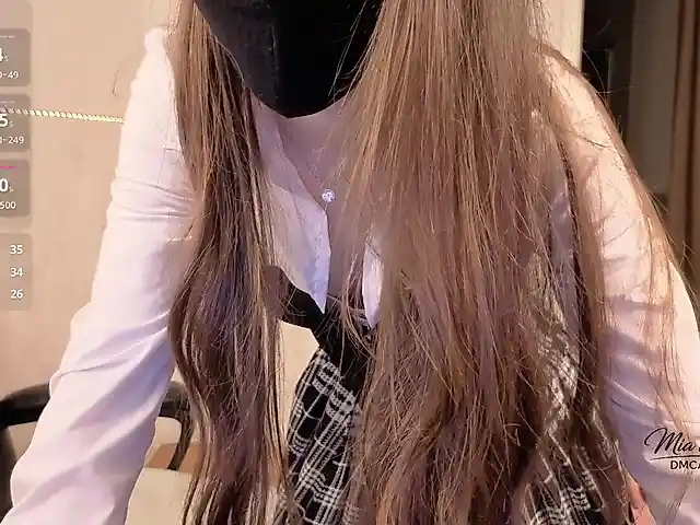 Mia69Mason