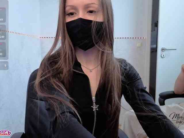Mia69Mason