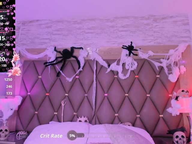 CloeBonet live cam on BongaCams