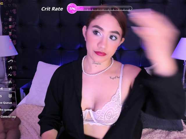 CloeBonet live cam on BongaCams