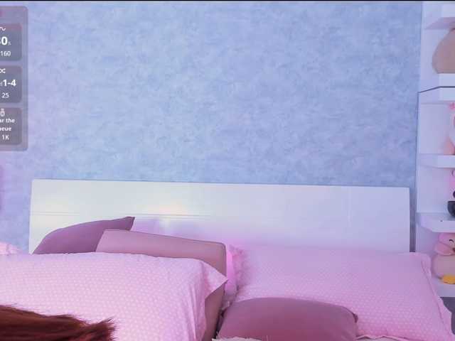 CloeBonet live cam on BongaCams