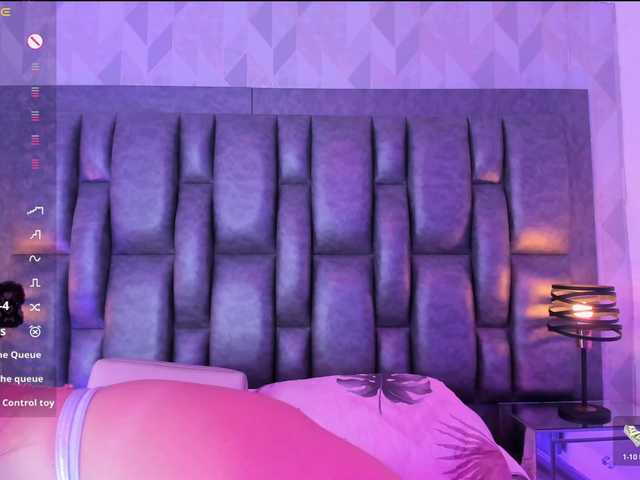 CloeBonet live cam on BongaCams