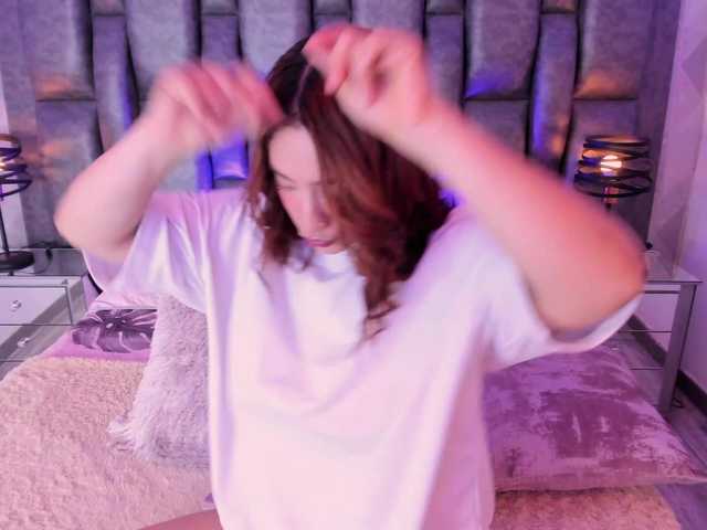 CloeBonet live cam on BongaCams