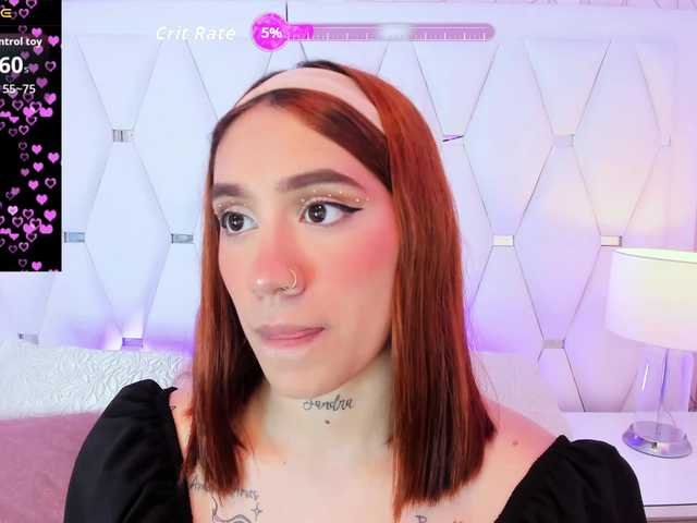 CloeBonet live cam on BongaCams