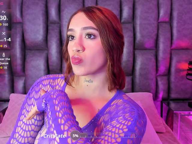 CloeBonet live cam on BongaCams