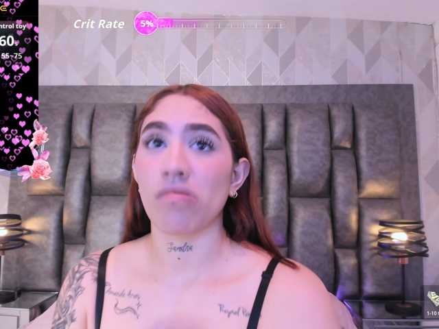 CloeBonet live cam preview