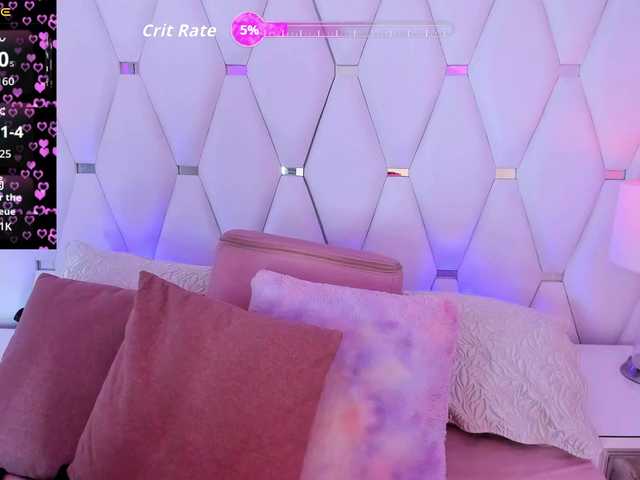CloeBonet live cam on BongaCams