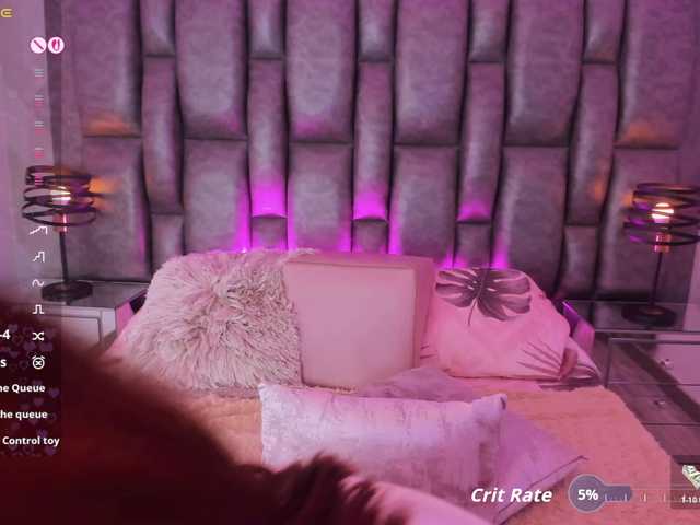 CloeBonet live cam on BongaCams