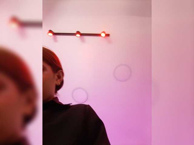 CloeBonet live cam on BongaCams