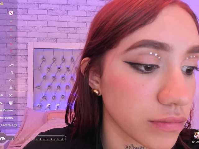CloeBonet live webcam show