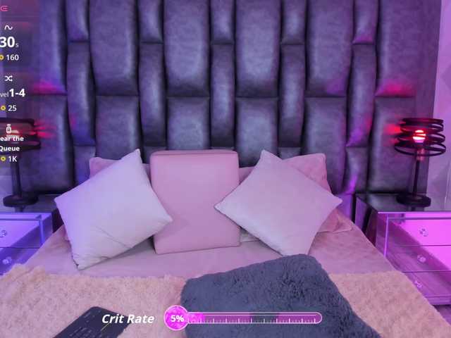 CloeBonet live cam on BongaCams
