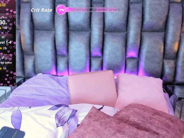 CloeBonet live cam on BongaCams