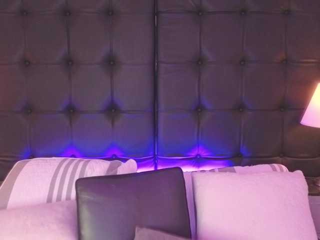 CloeBonet live cam on BongaCams