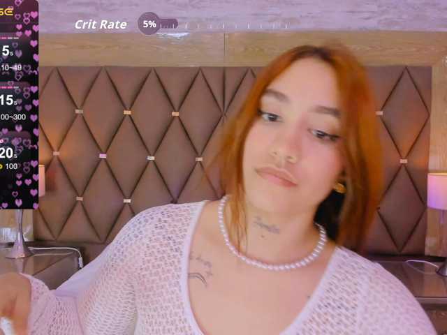 CloeBonet live cam on BongaCams