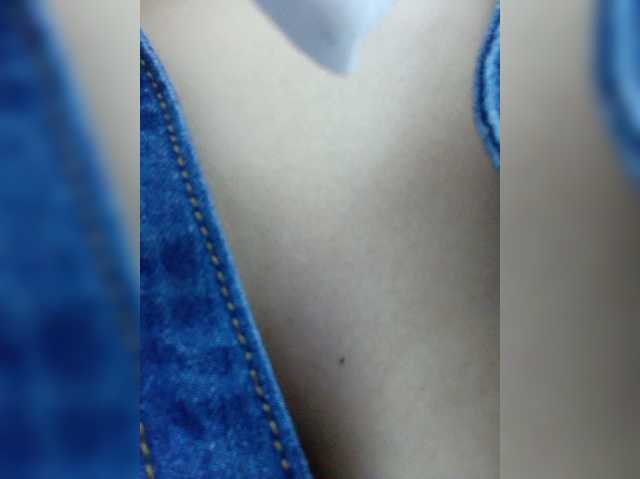 CloeBonet live cam on BongaCams