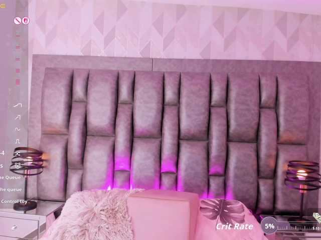 CloeBonet live cam on BongaCams