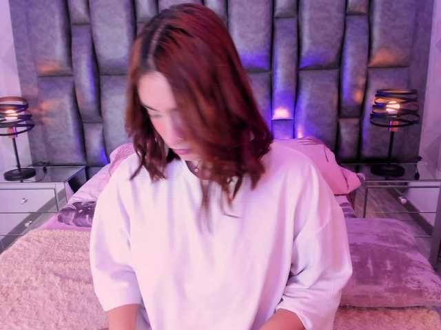 CloeBonet live cam on BongaCams