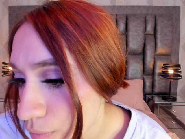 CloeBonet live cam on BongaCams