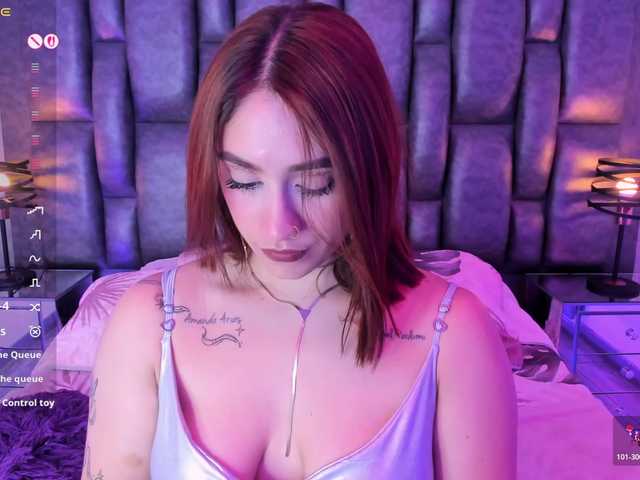 CloeBonet live cam on BongaCams
