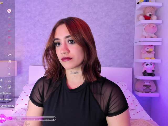CloeBonet live cam on BongaCams