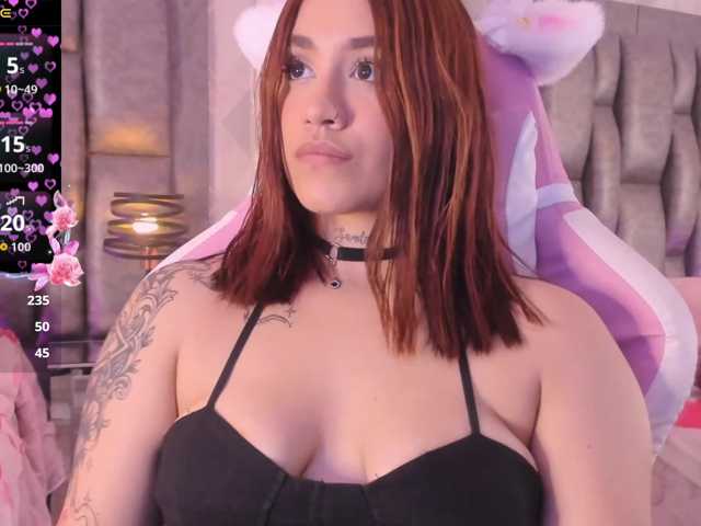 CloeBonet live cam preview