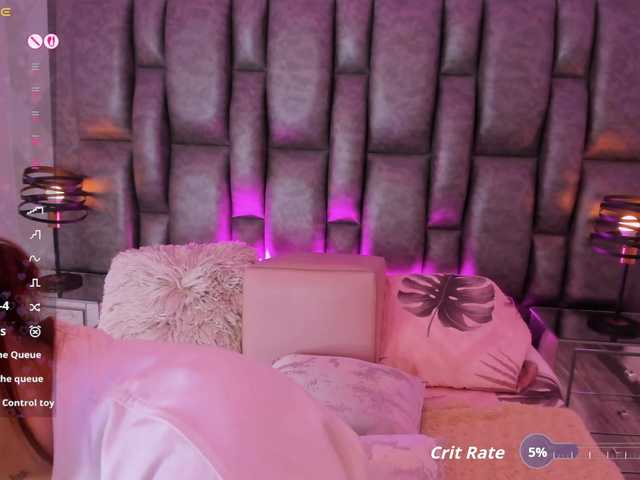 CloeBonet live cam on BongaCams