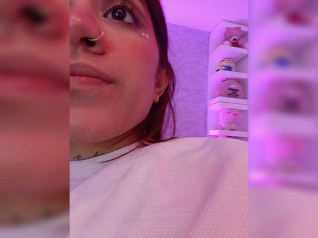 CloeBonet live cam on BongaCams