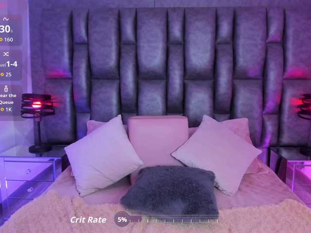 CloeBonet live cam on BongaCams