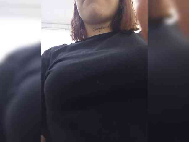 CloeBonet webcam