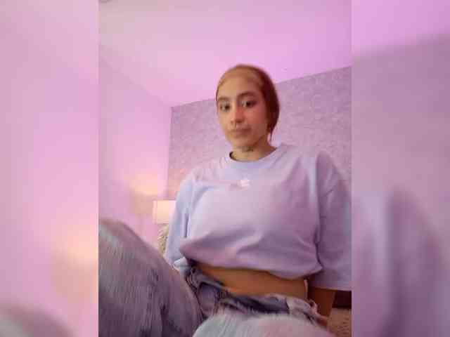 CloeBonet webcam