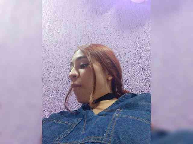 CloeBonet webcam